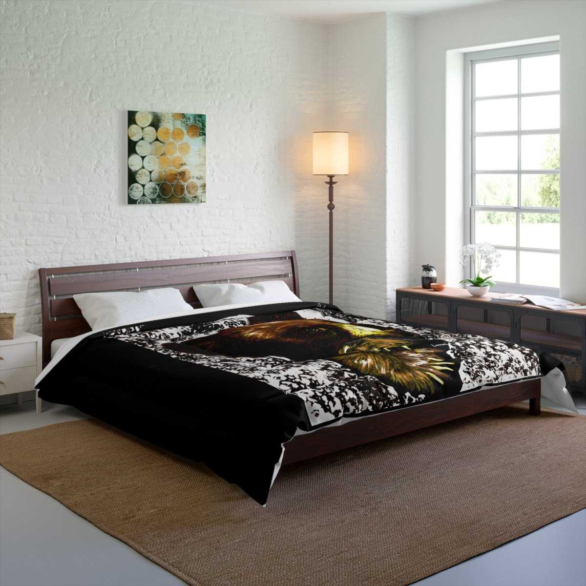 Wildlife Moonlit Brown Bear Cub Comforter for Nature Lovers