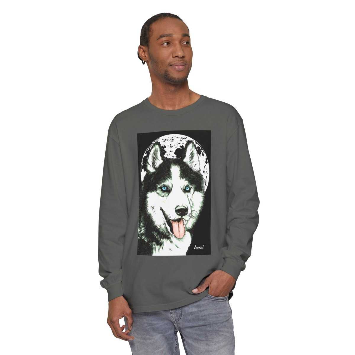 Moonlit Husky Long Sleeve T-Shirt | Cozy Unisex Graphic Tee for Dog Lovers - Curran Artworks