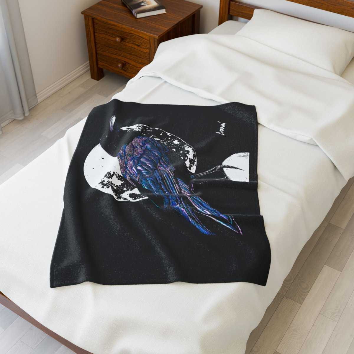 Mystical Crow Velveteen Plush Blanket - Cozy Decor for Dark Academia Lovers - Curran Artworks