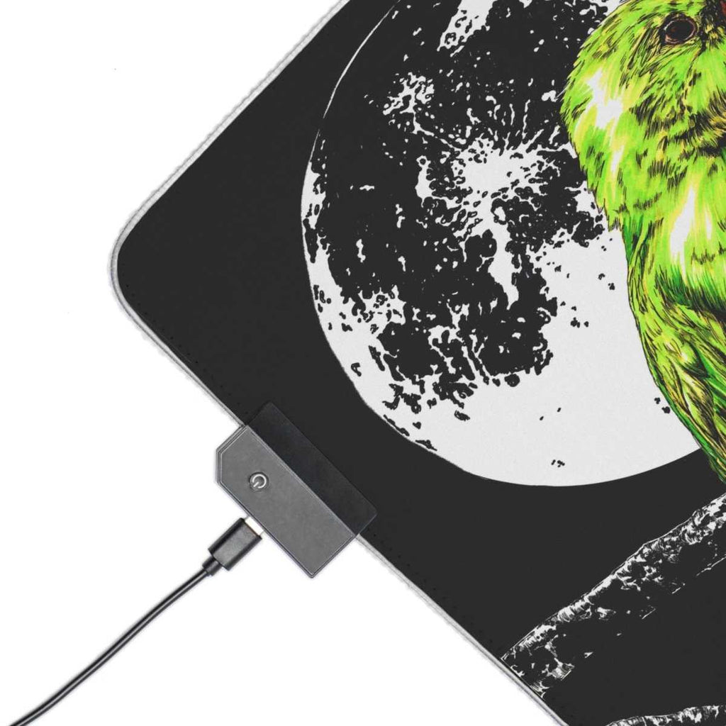 Parrot LED Illuminated Gaming Mouse Pad - Curran Artworks